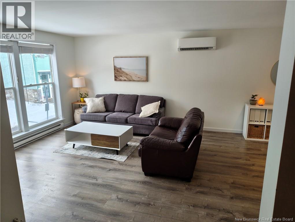 16 HARDING STREET - 4