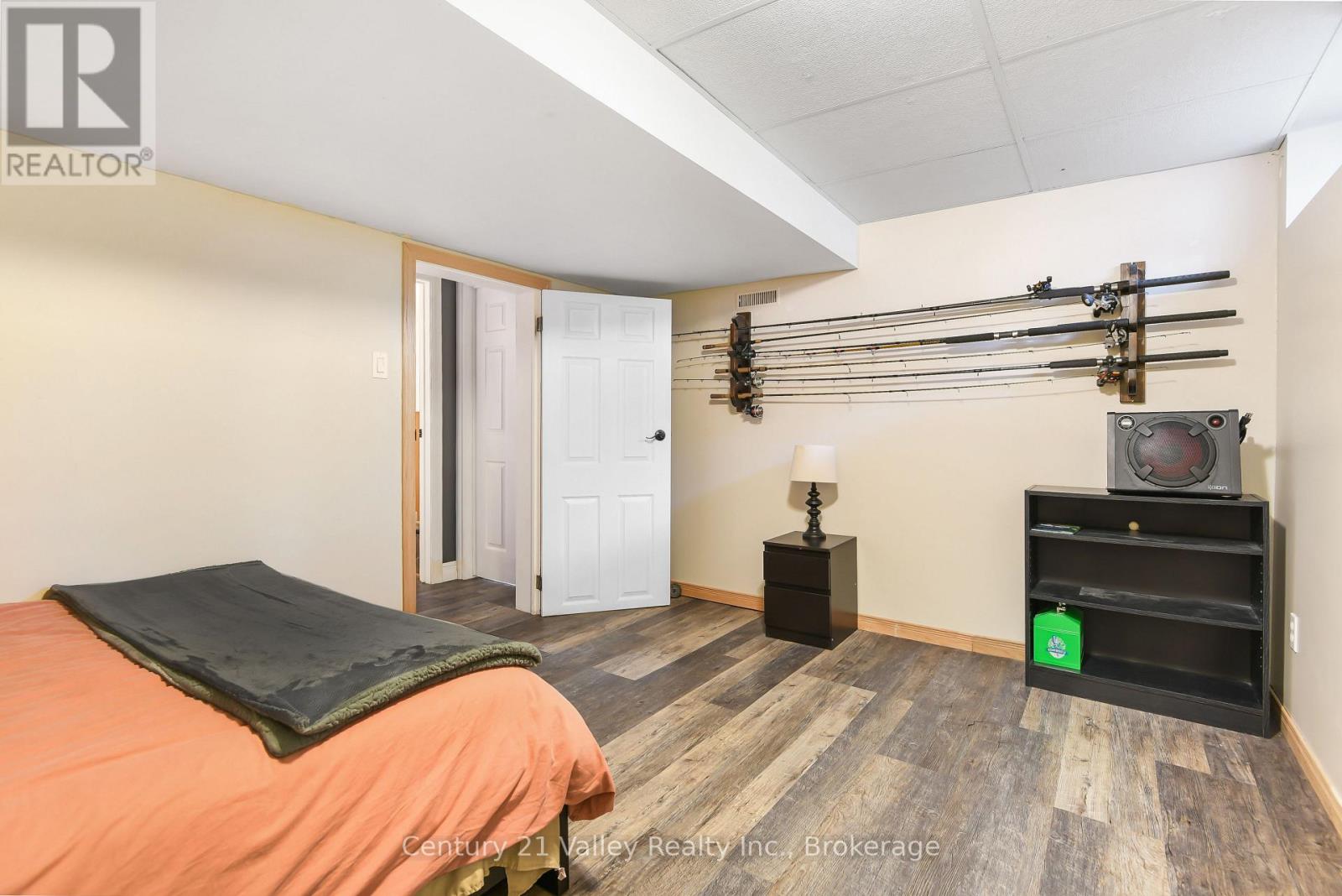Bonus room