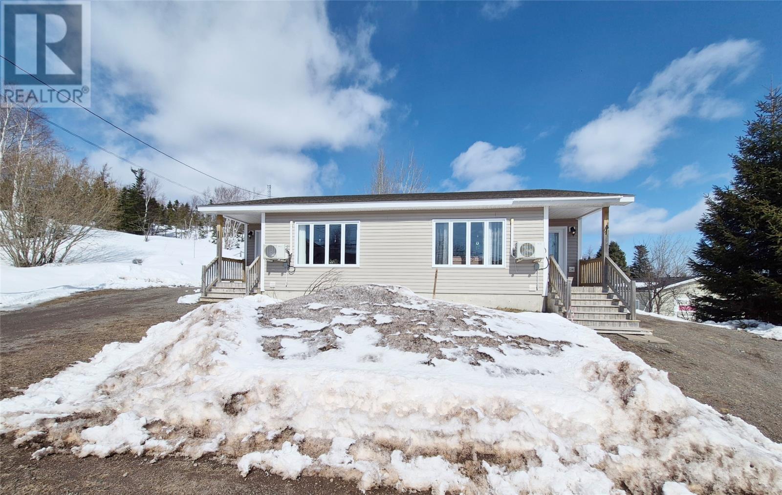 14 Leamington Heights - 1