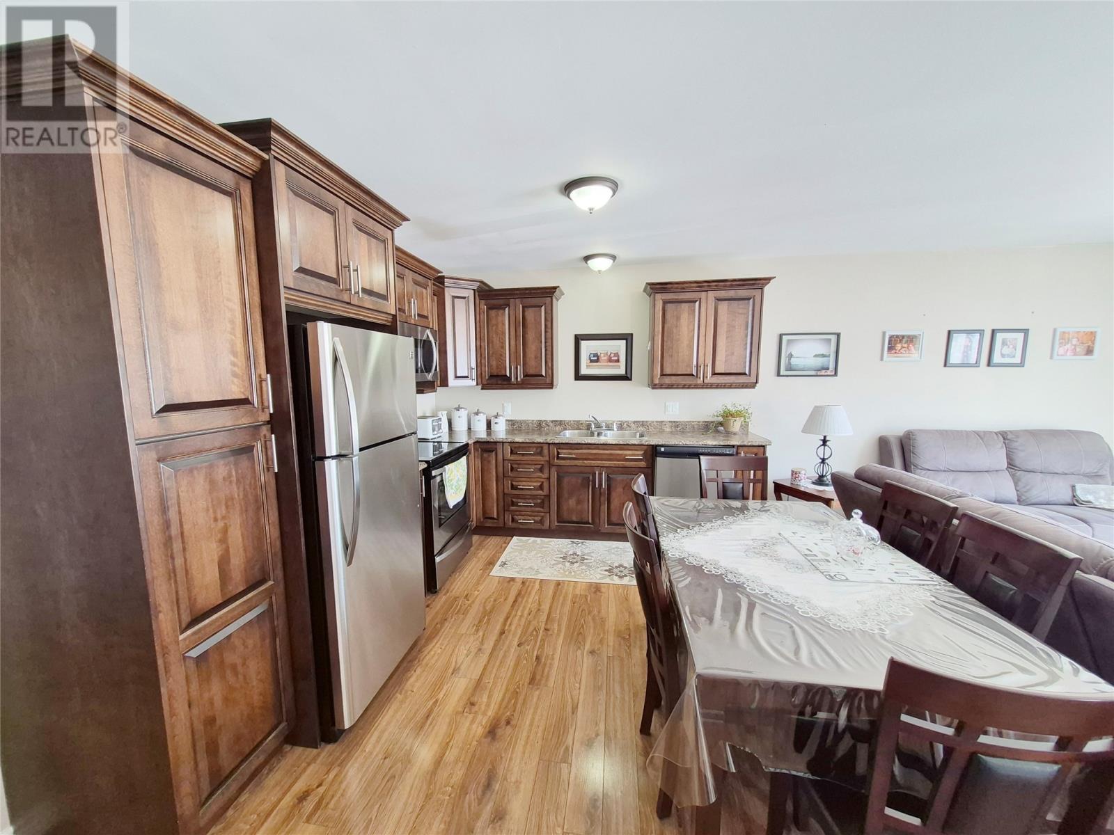 14 Leamington Heights - 4