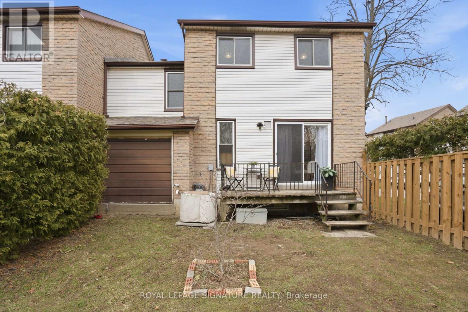 #26 50 SILVERBELL GROVE - 45