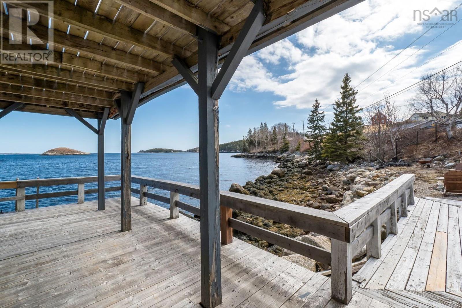 Property 39 of 51 of 2497 Highway 329