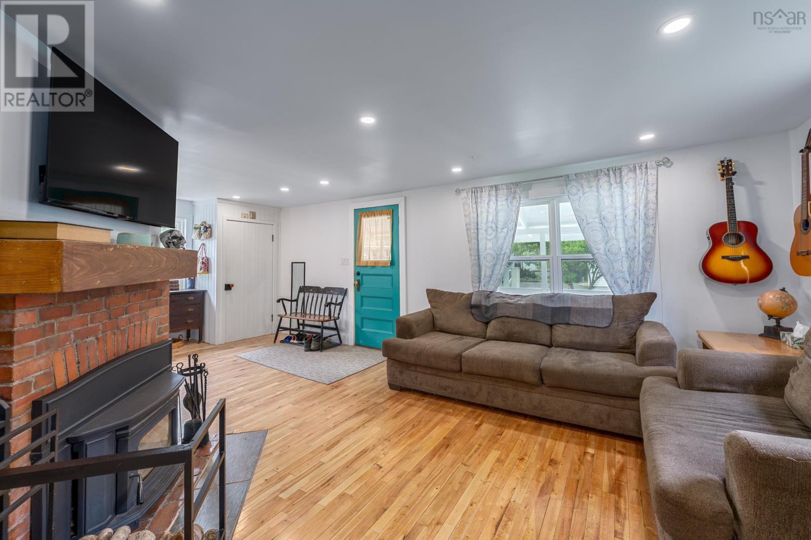 Property 2 of 33 of 51 Shawmut Avenue