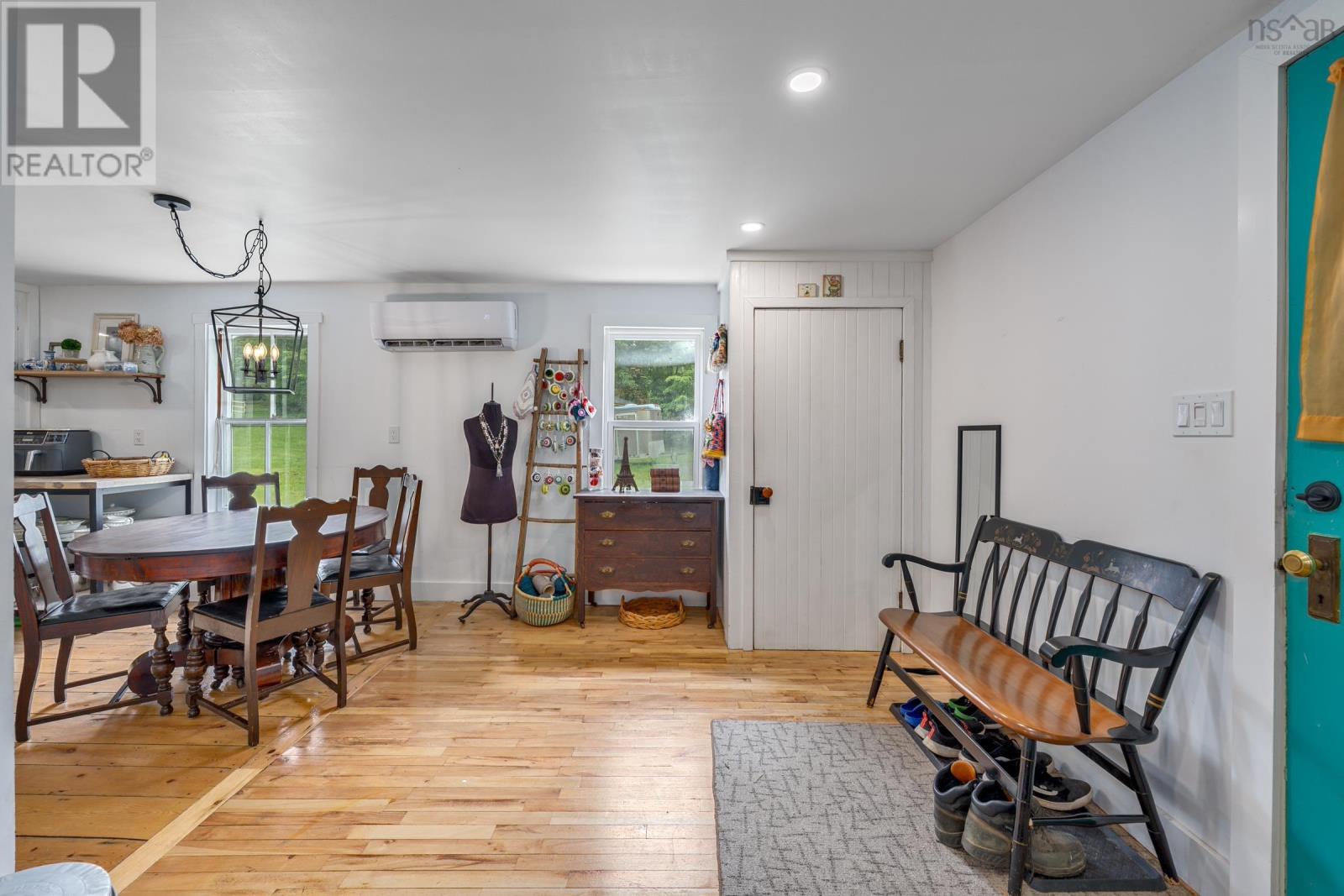 Property 21 of 33 of 51 Shawmut Avenue