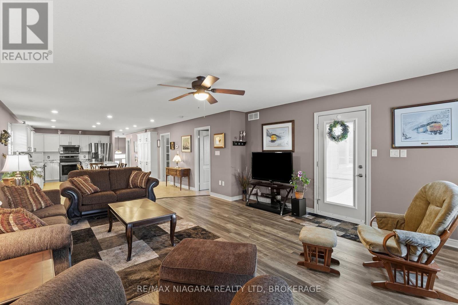 129 WELLBROOK AVENUE - 14