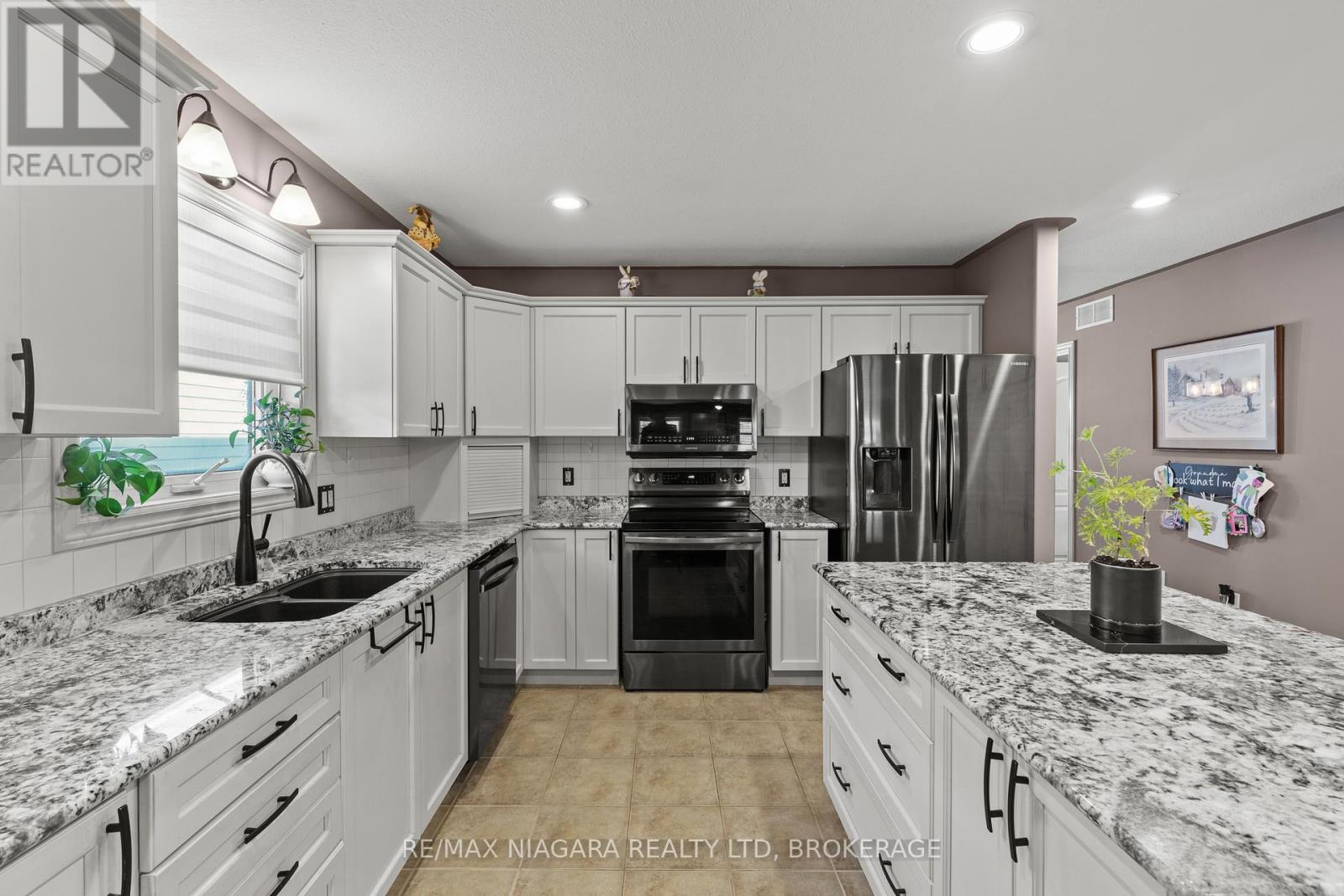 129 WELLBROOK AVENUE - 7