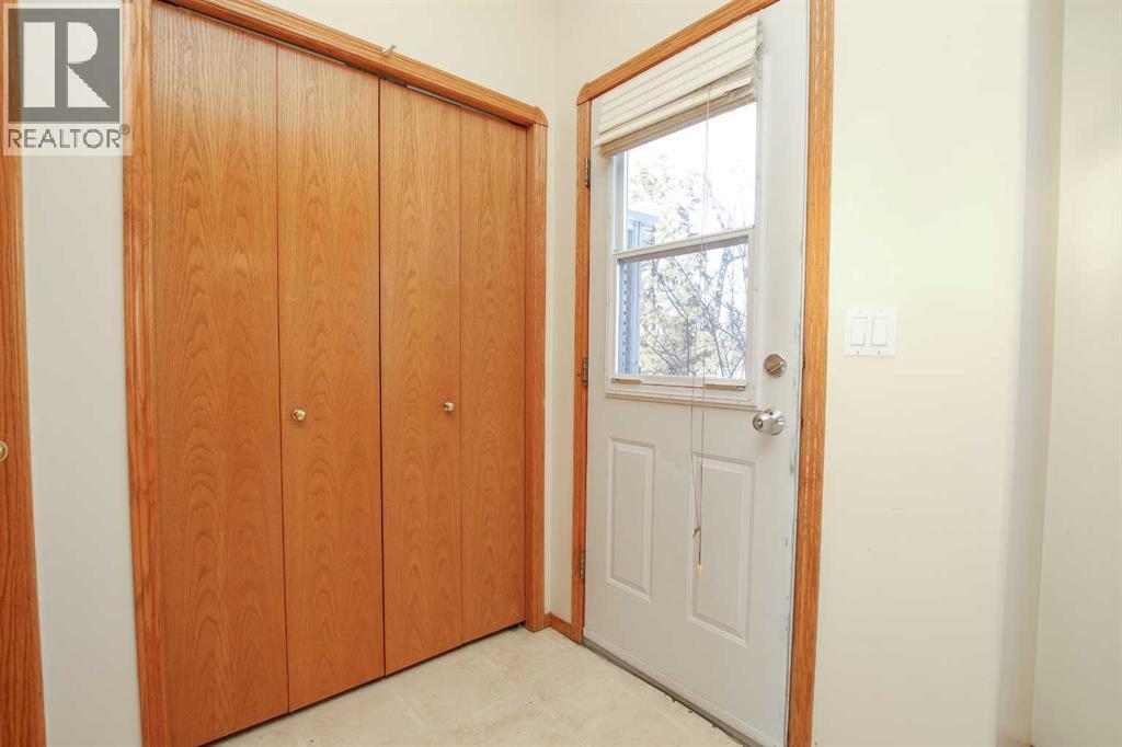 25 Adams Close, Red Deer