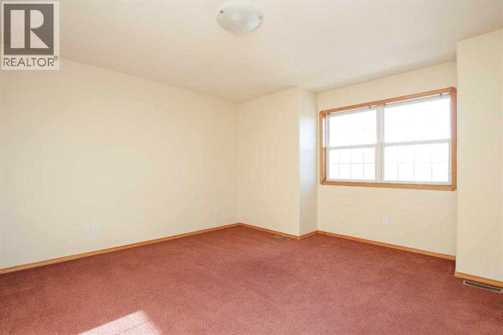 25 Adams Close, Red Deer