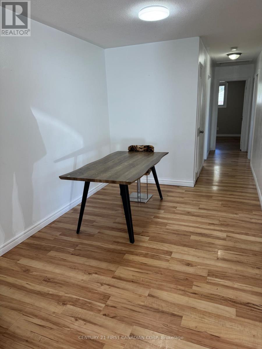 12 NOEL AVENUE - 32