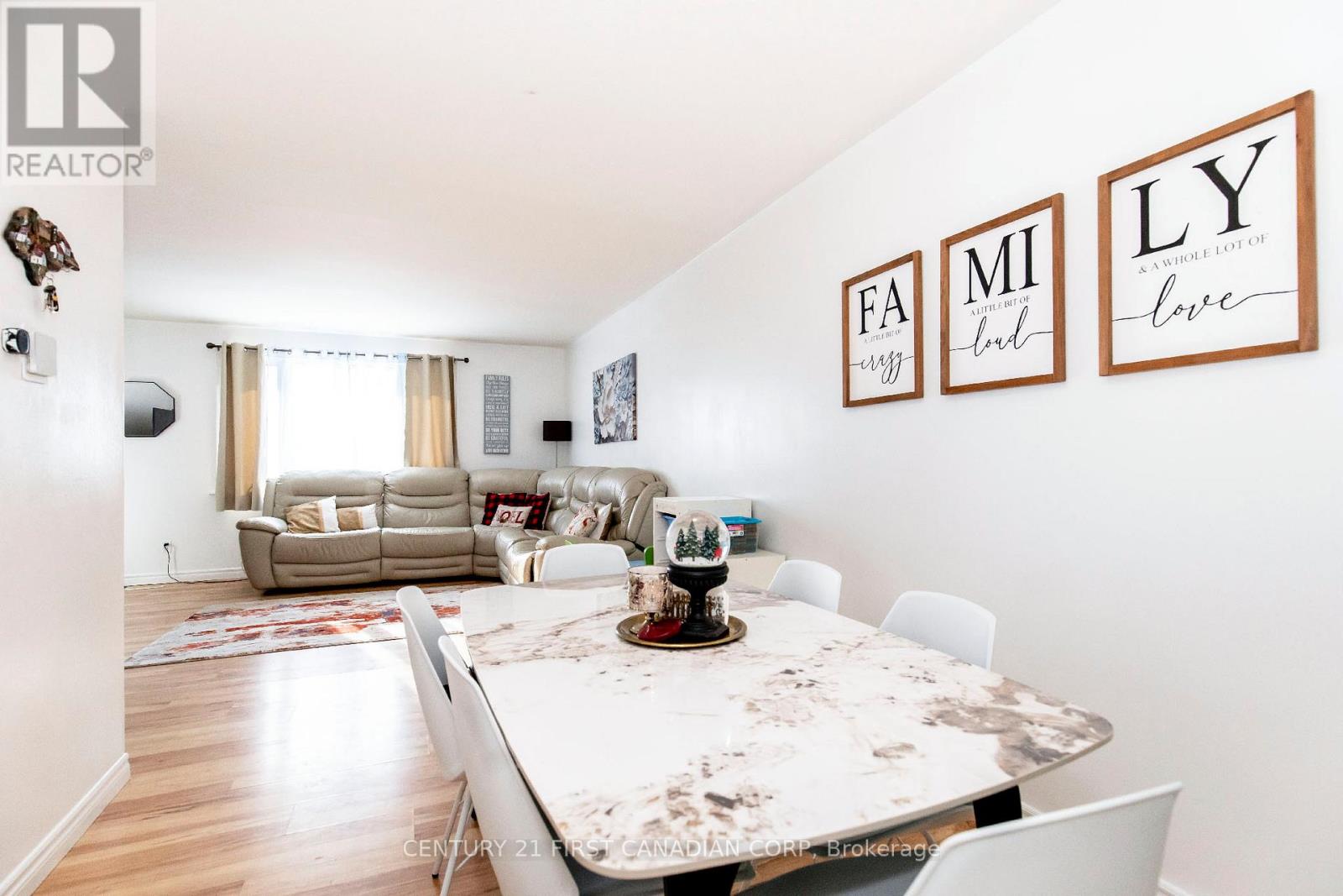 12 NOEL AVENUE - 3