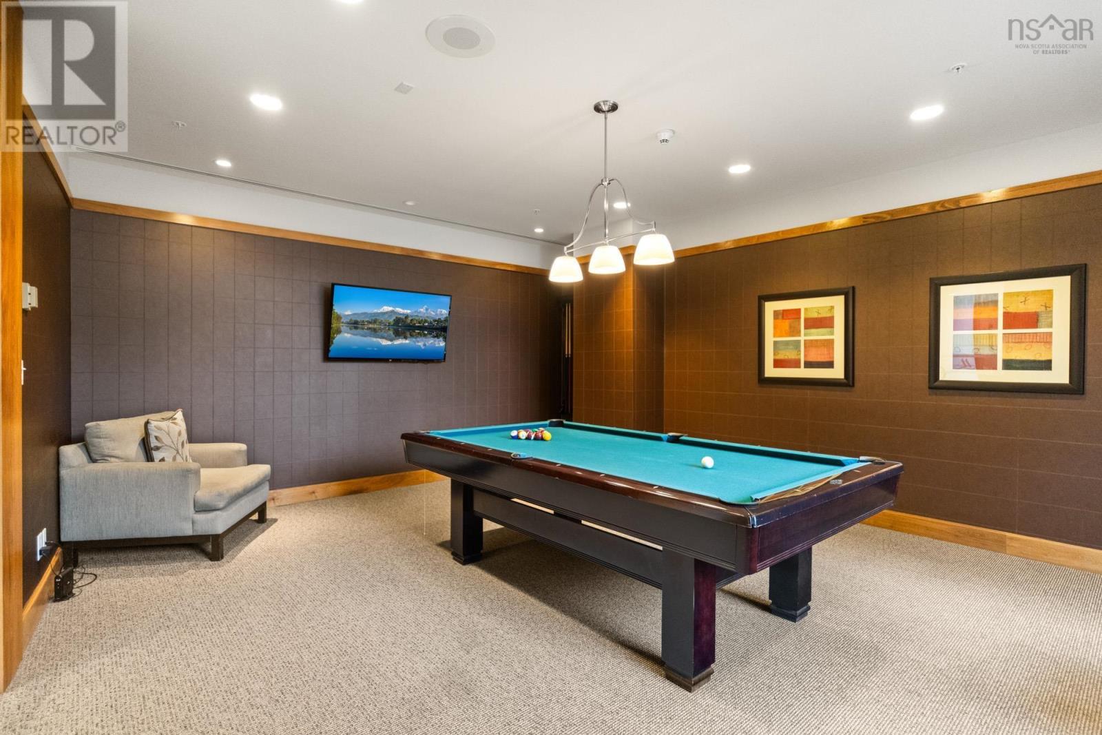 #813 1550 DRESDEN ROW - 35