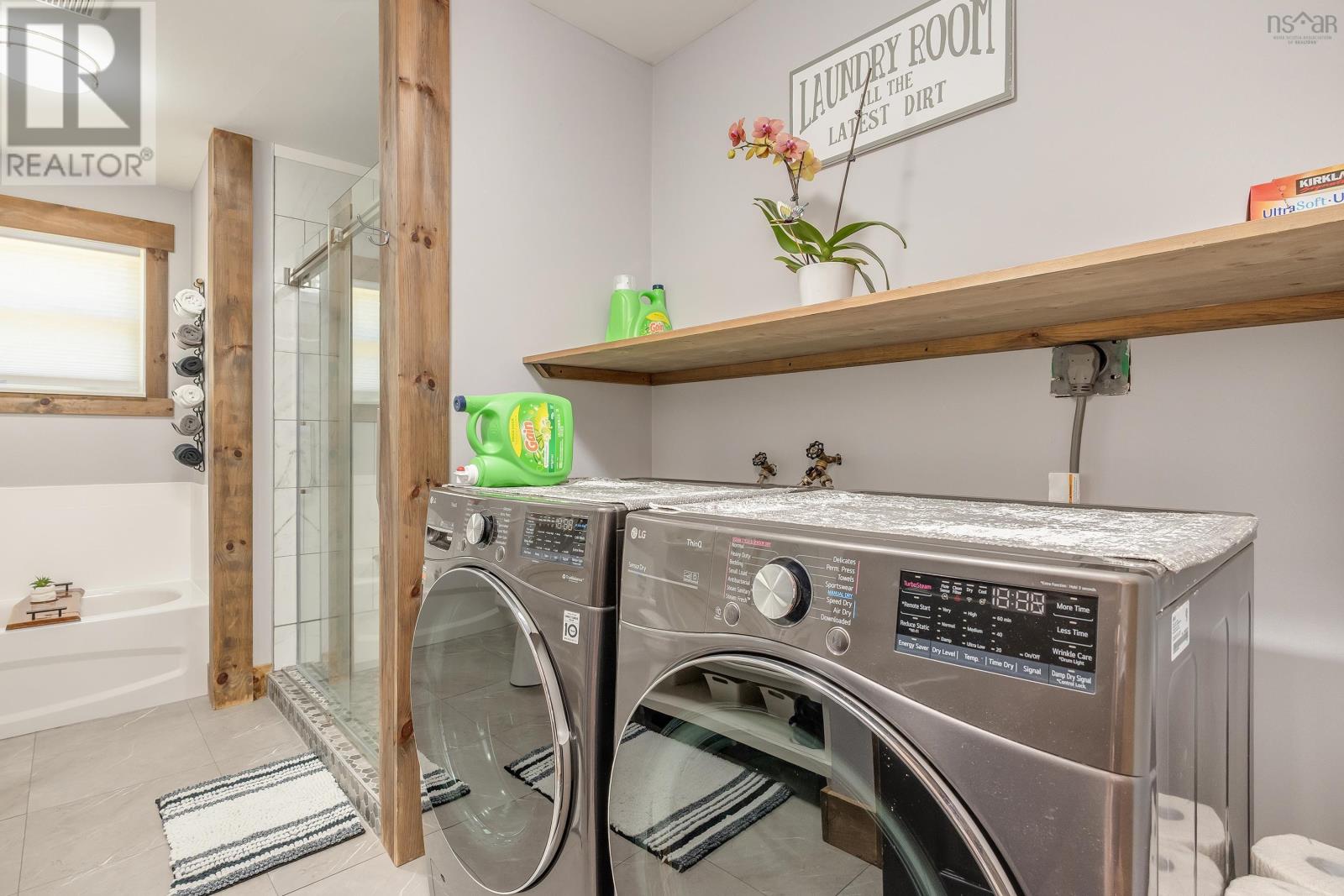 Property 14 of 25 of 252 Eves Road