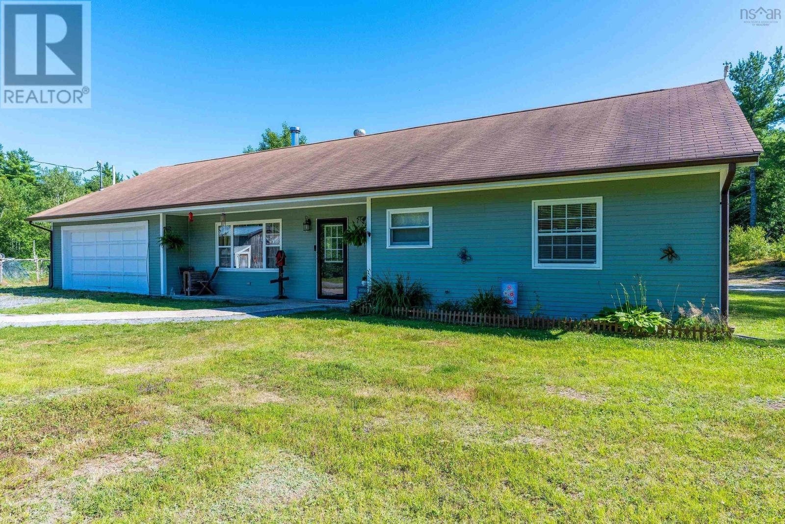 Property 2 of 25 of 252 Eves Road