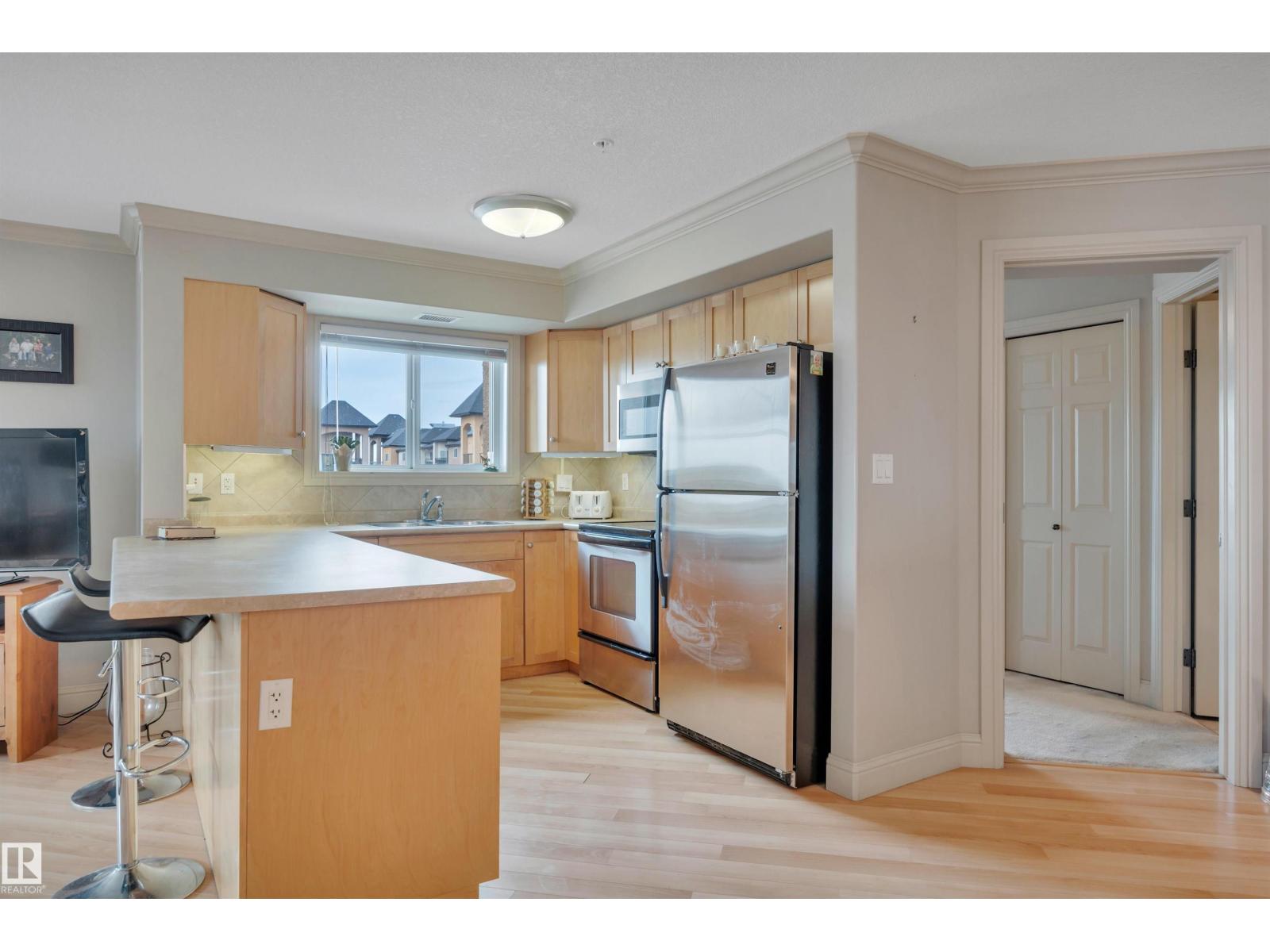 #313 14612 125 ST NW NW, Edmonton