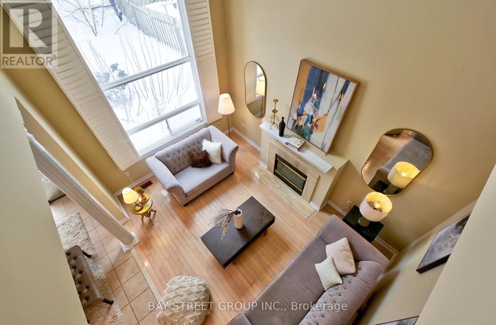 43 ENGLISH OAK DRIVE - 5