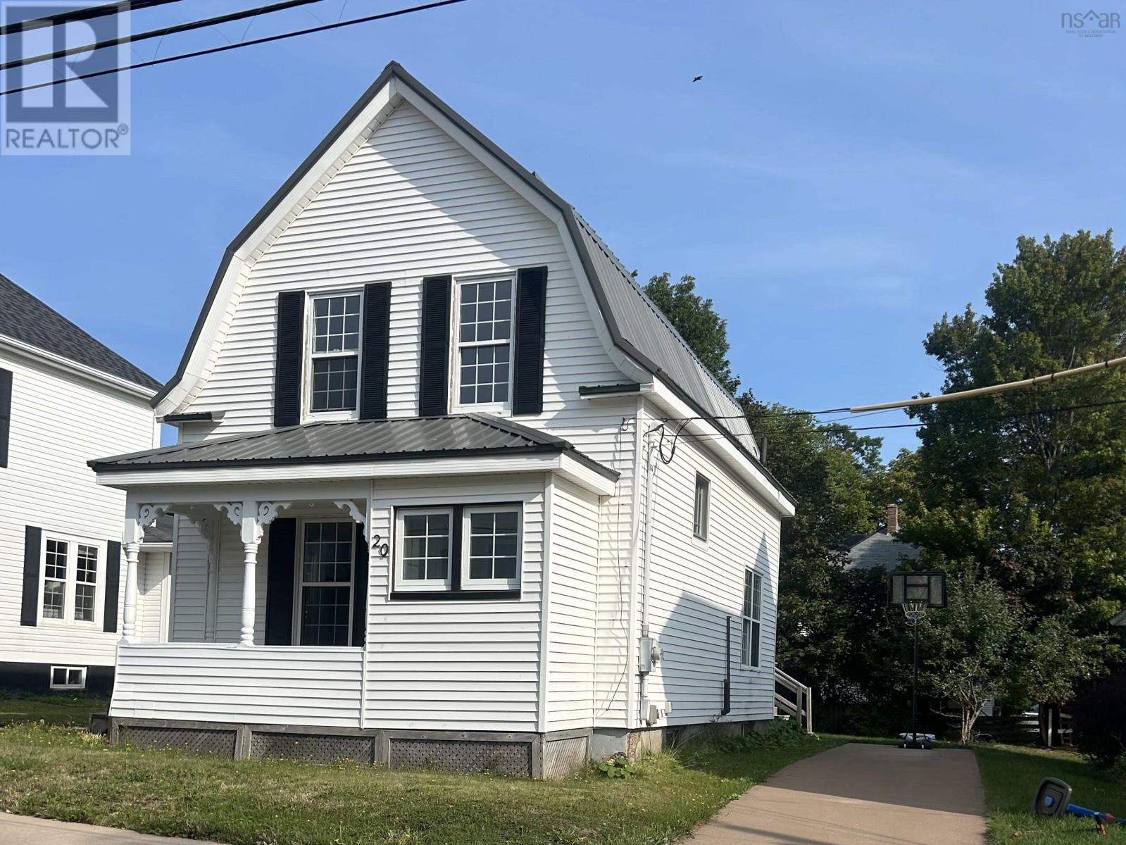 Property 2 of 15 of 20 Victoria Avenue