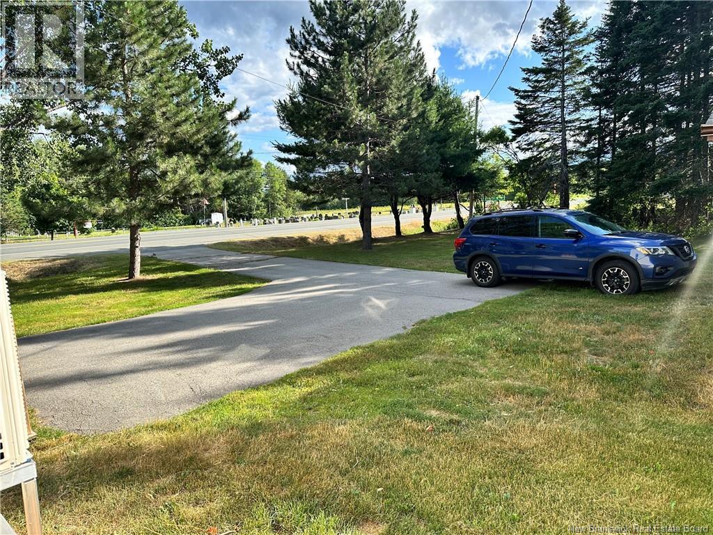3107 King George HWY — photo 35