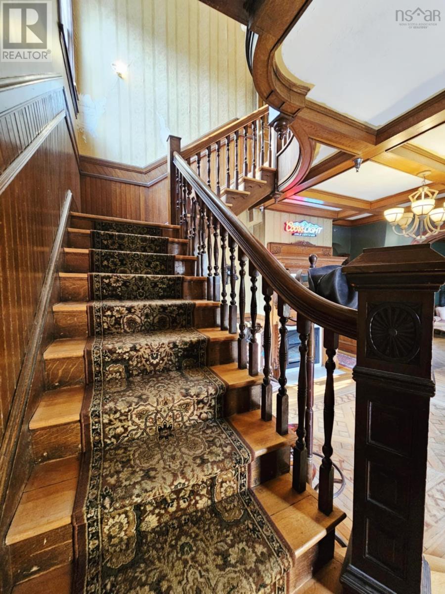 435 PRINCE STREET - 32