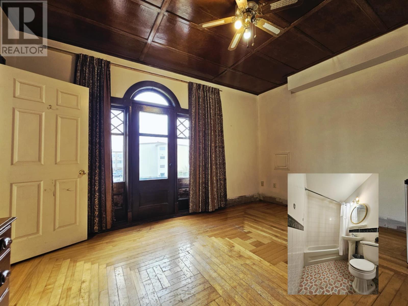 435 PRINCE STREET - 43