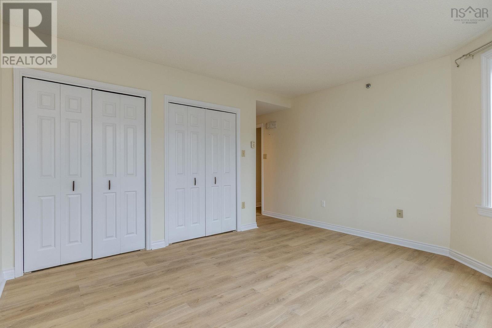 #110 1350 OXFORD STREET - 13