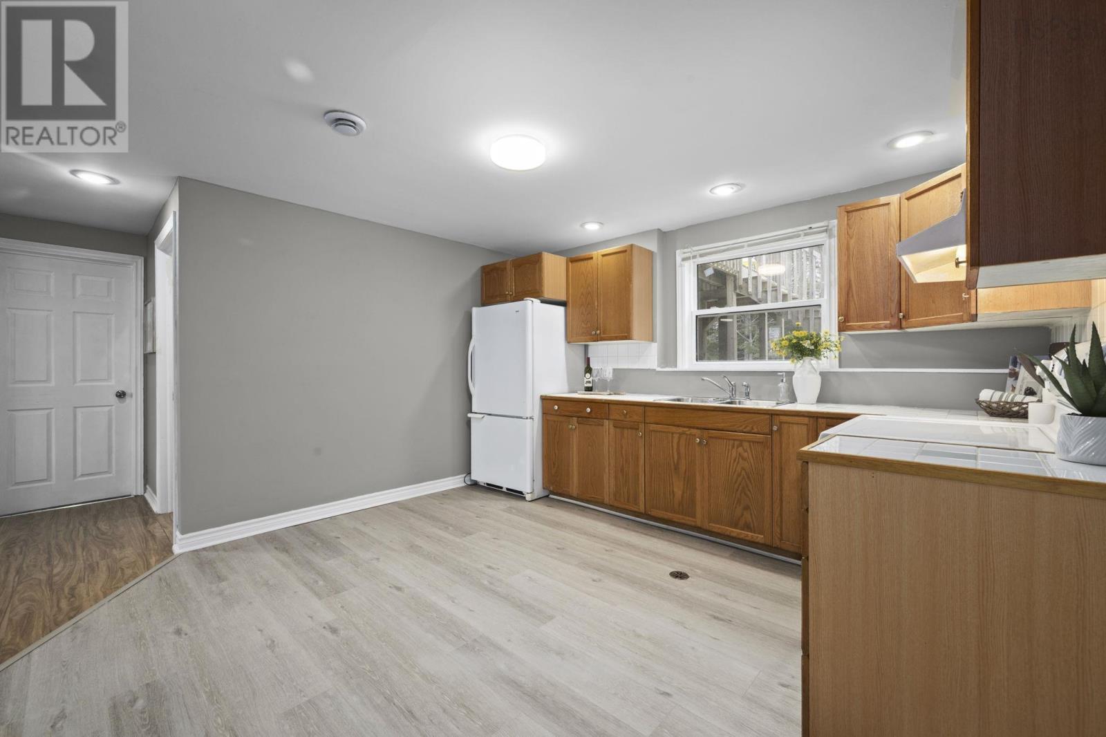 816 POCKWOCK ROAD - 38