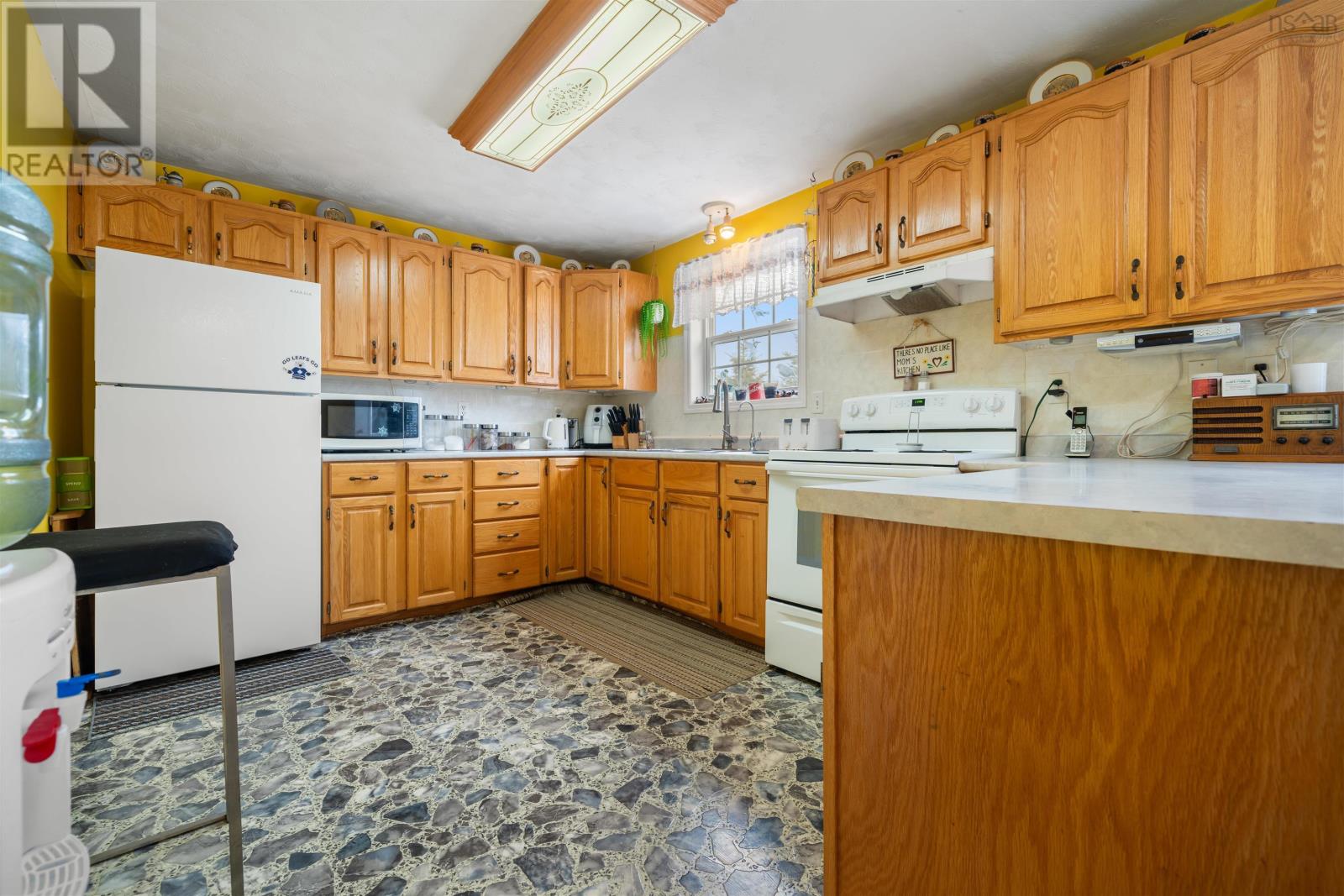 Property 4 of 45 of 176 Pearl Street