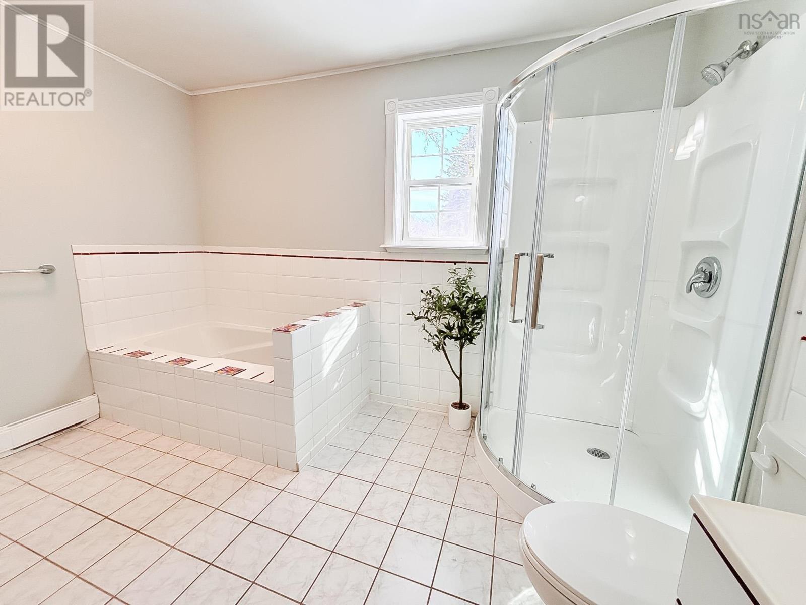 Property 16 of 27 of 194 Knox Road