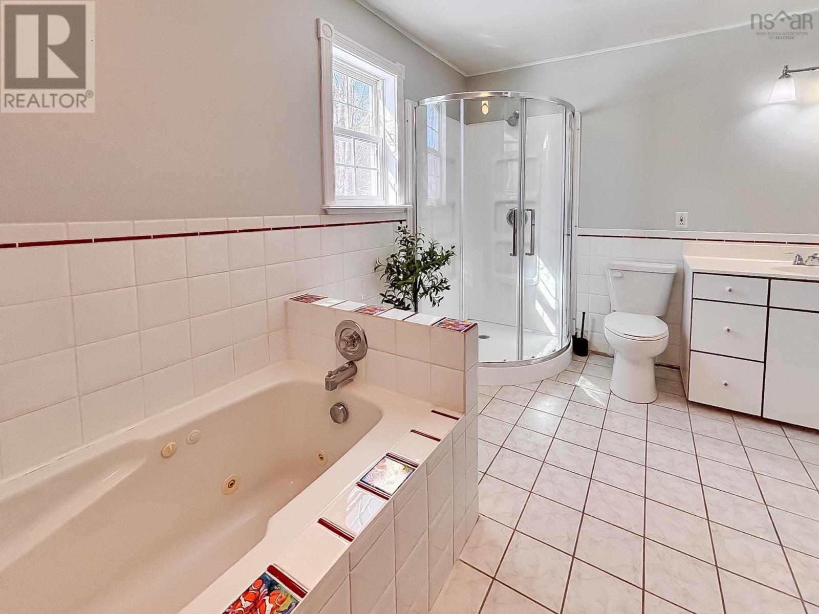 Property 18 of 27 of 194 Knox Road