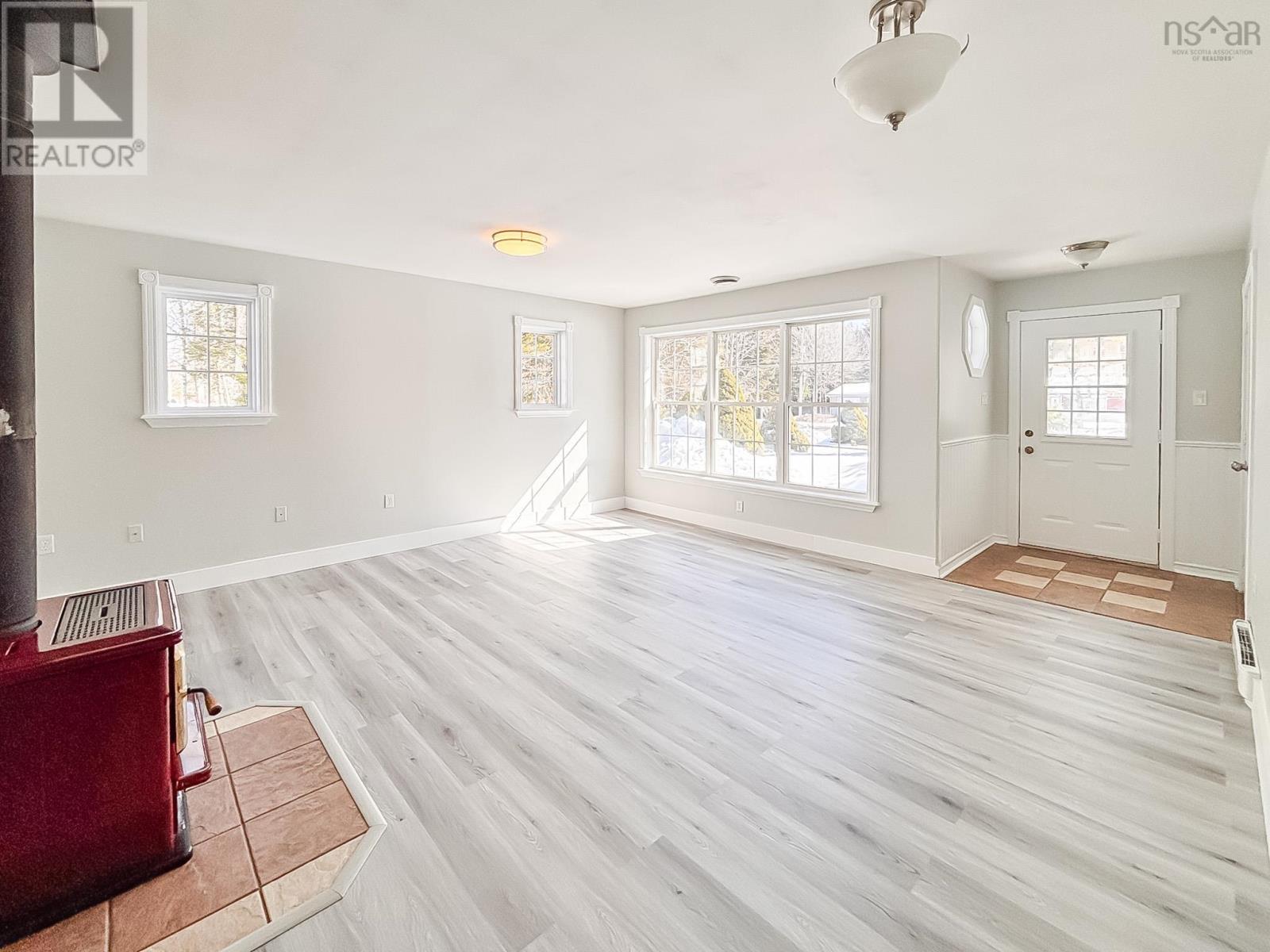 Property 3 of 27 of 194 Knox Road