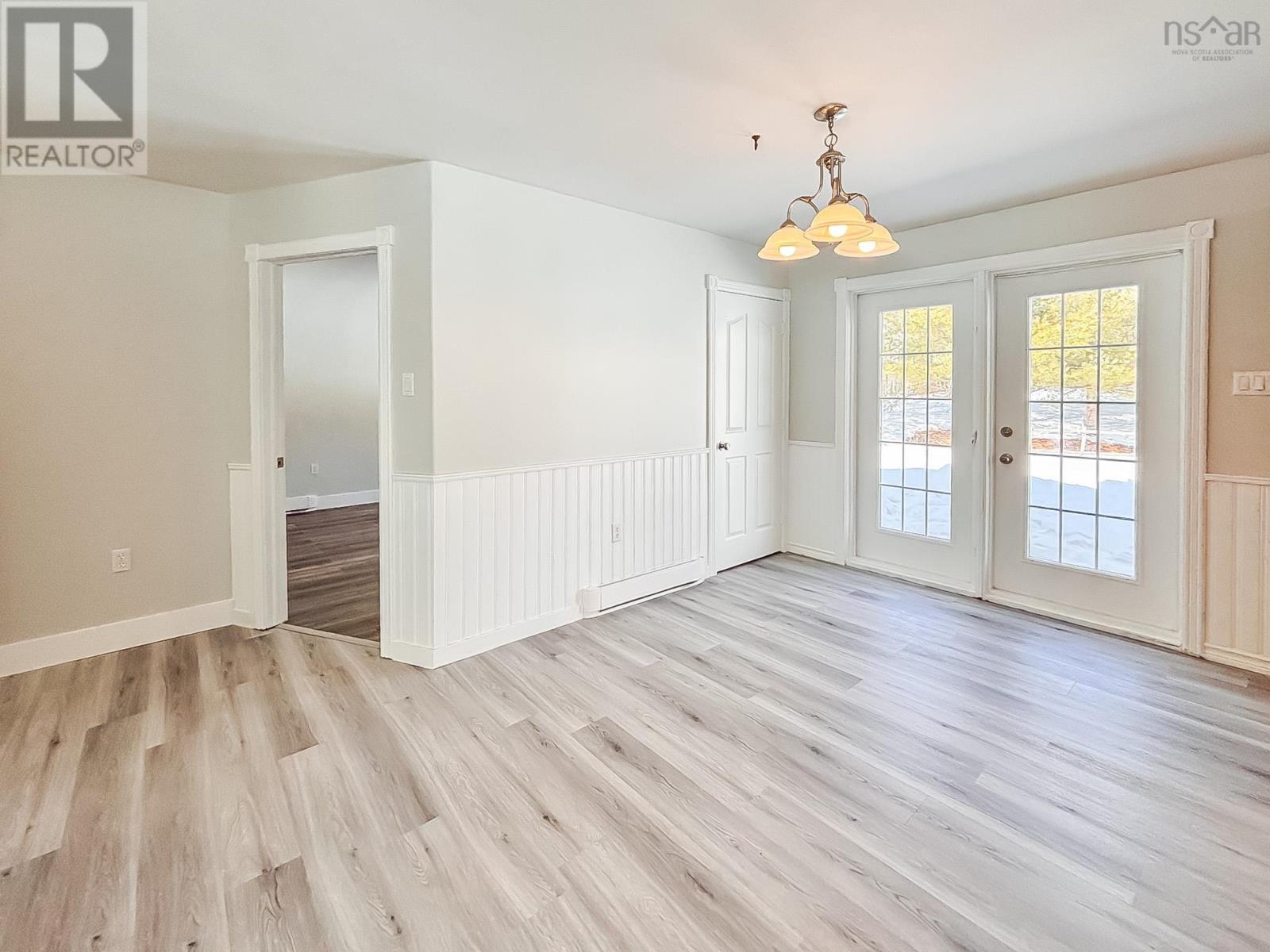 Property 7 of 27 of 194 Knox Road