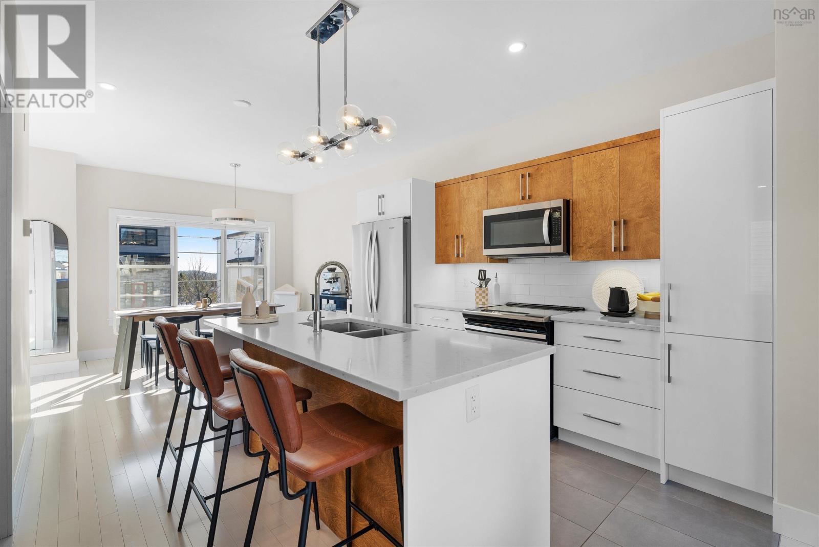 Property 12 of 43 of 67 Mica Crescent