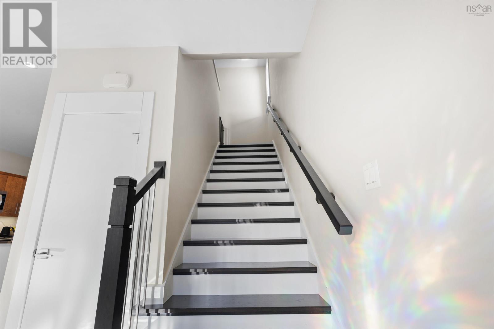 Property 20 of 43 of 67 Mica Crescent