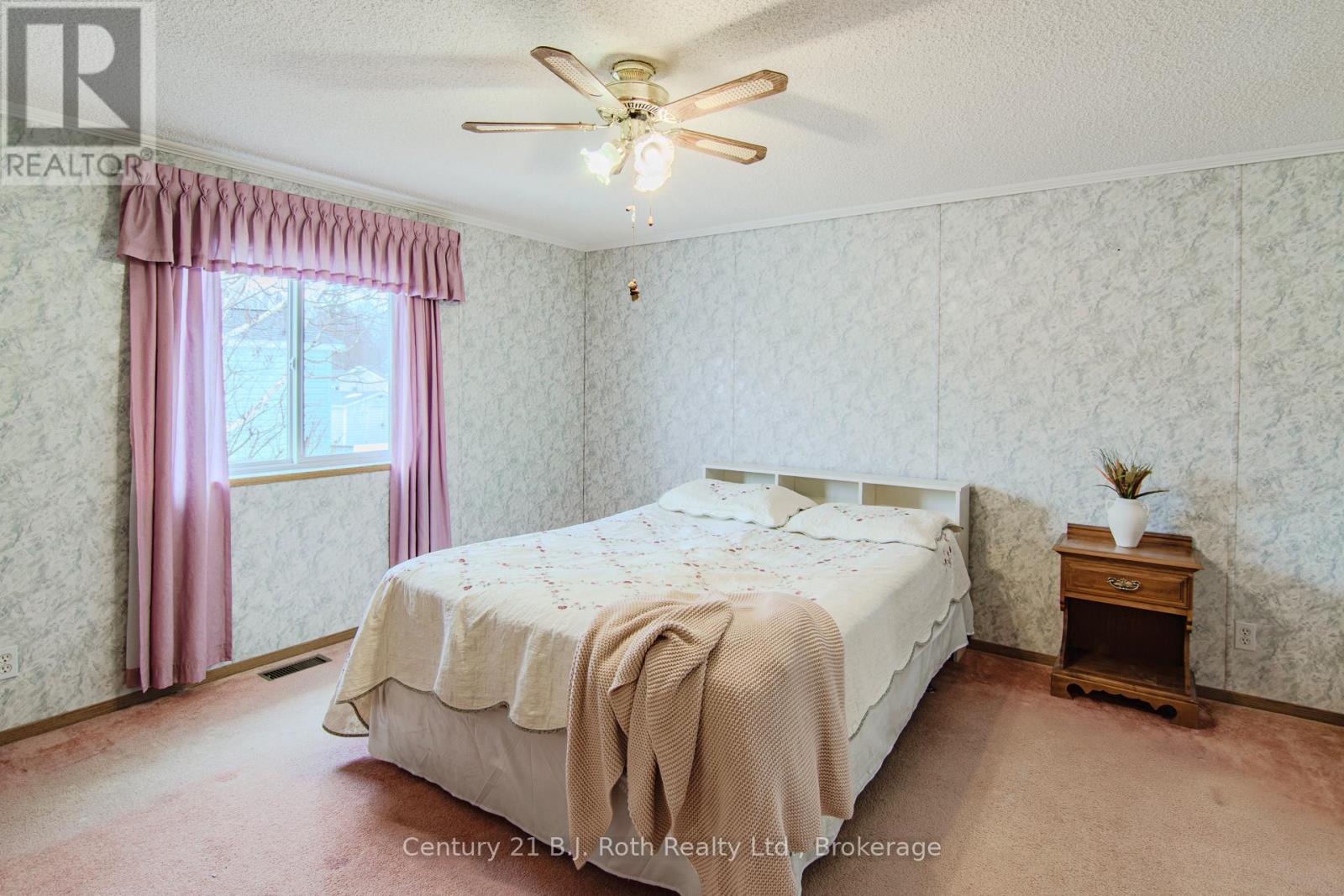4106 LYNN STREET - 11