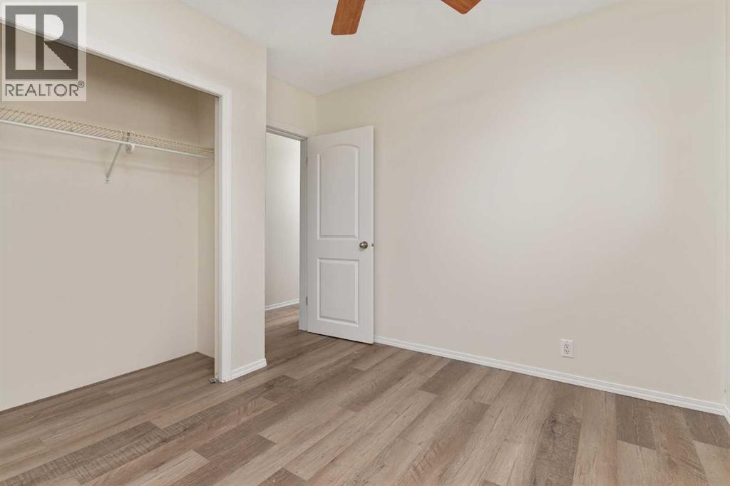 Single Family House Bungalow for Sale in  Montrose Avenue Mount Pleasant Camrose 