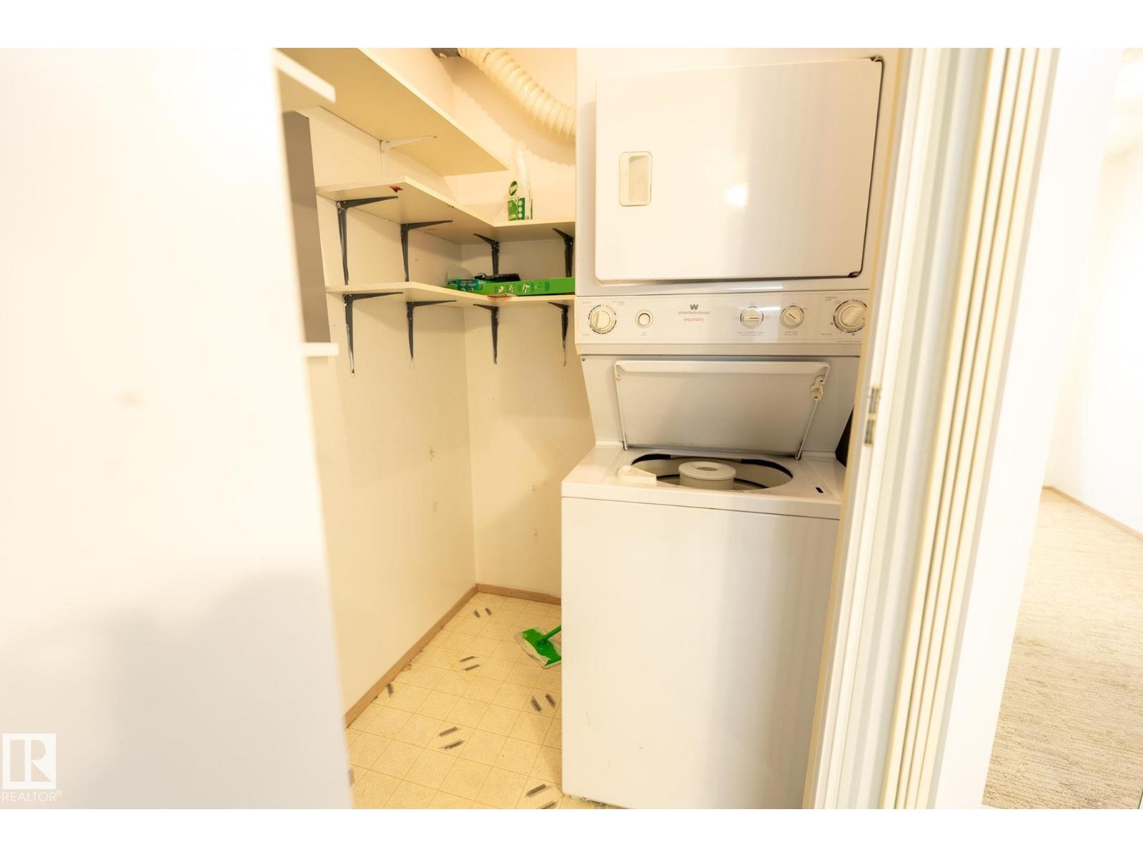 #102 6710 158 AV NW, Edmonton