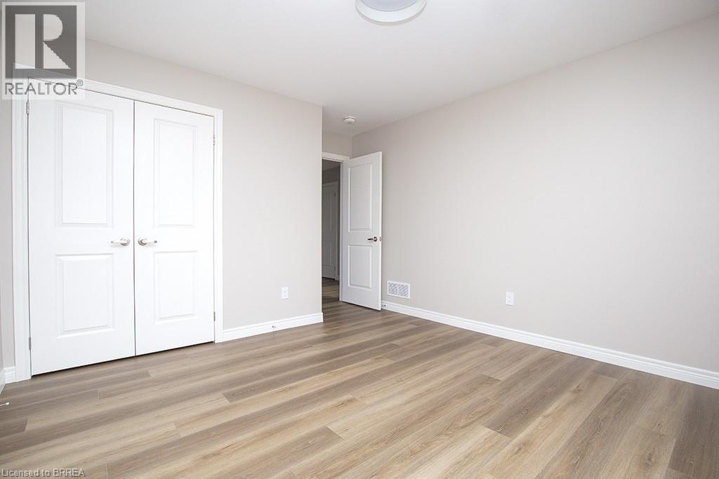 355 WELLINGTON Street - 41
