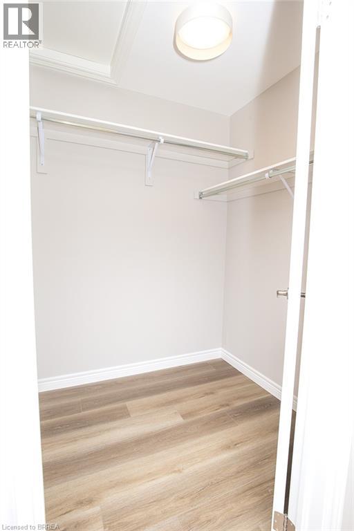 355 WELLINGTON Street - 45
