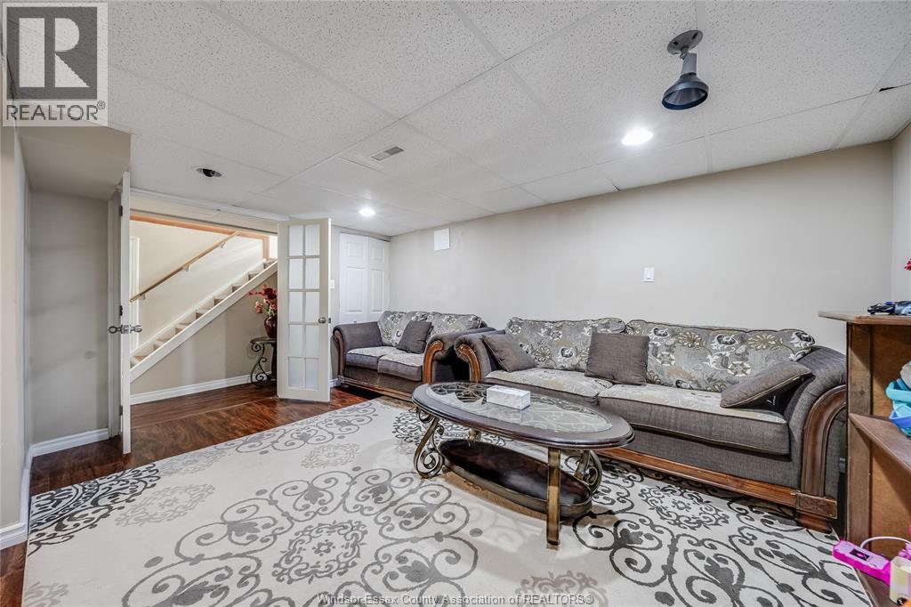 2340 GEORGE AVENUE - 20