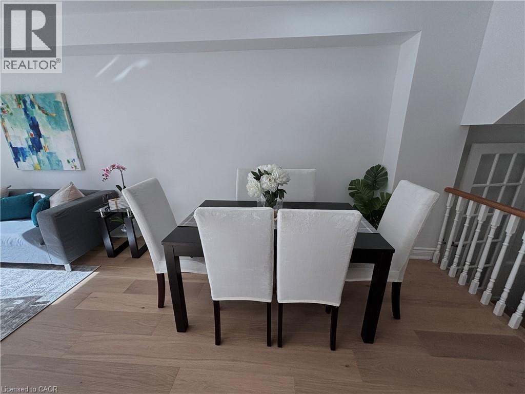 1114 LINDSAY Drive, Oakville, Ontario, L6N3B4 — Photo 5