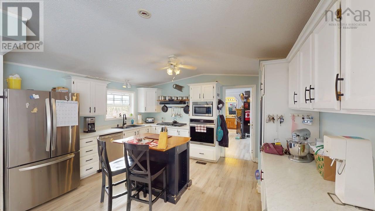 Property 4 of 20 of 2393 NS-337