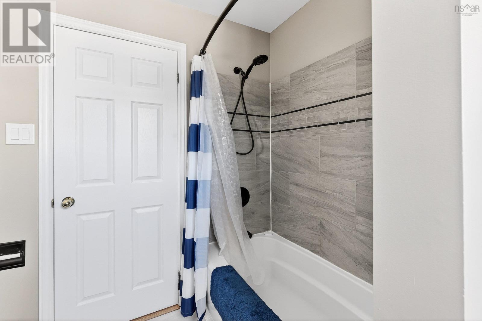 Property 27 of 49 of 168 Highway 307