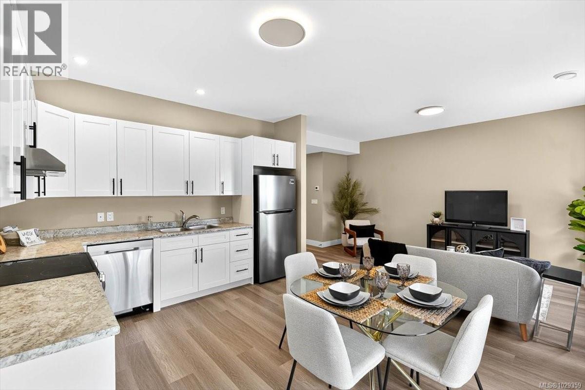 #101 5535 WOODLAND CRES E - Image 3