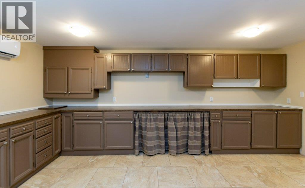  7730 Columbia Drive, Anglemont