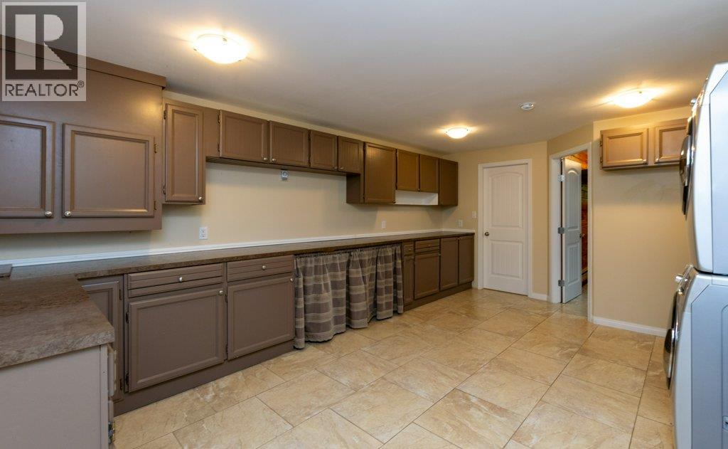 7730 Columbia Drive, Anglemont