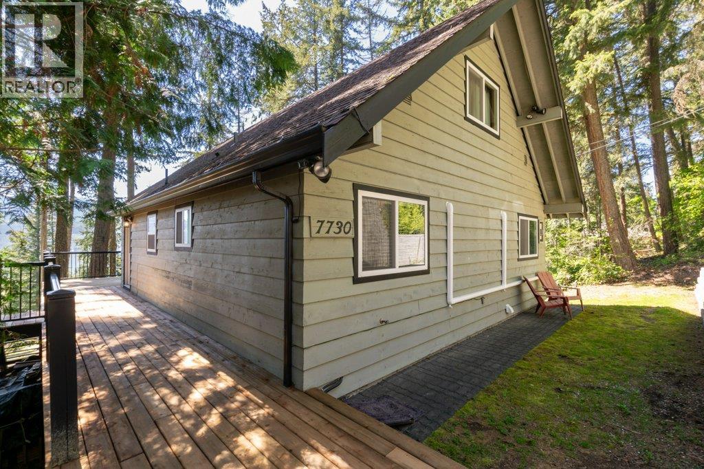  7730 Columbia Drive, Anglemont