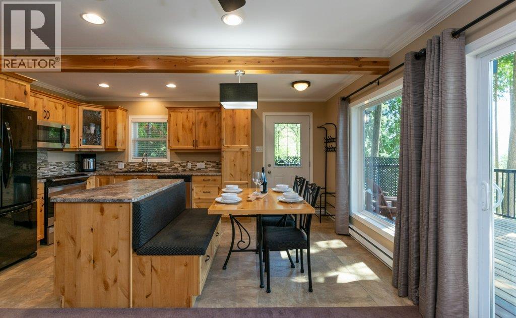  7730 Columbia Drive, Anglemont