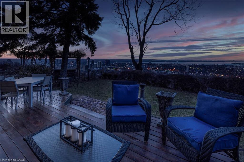 47 MOUNTAIN PARK Avenue - 25