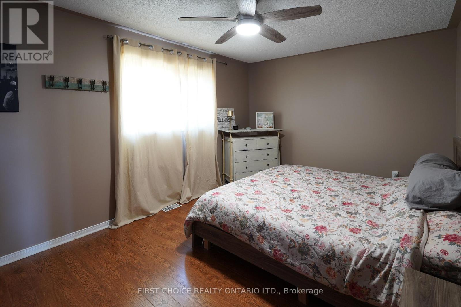 42 GUNNING CRESCENT, New Tecumseth (Tottenham), Ontario