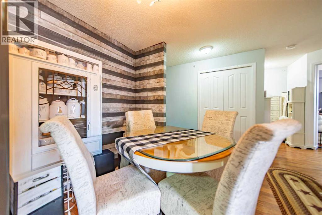 Single Family House for Sale in    Street NE Pineridge Calgary 