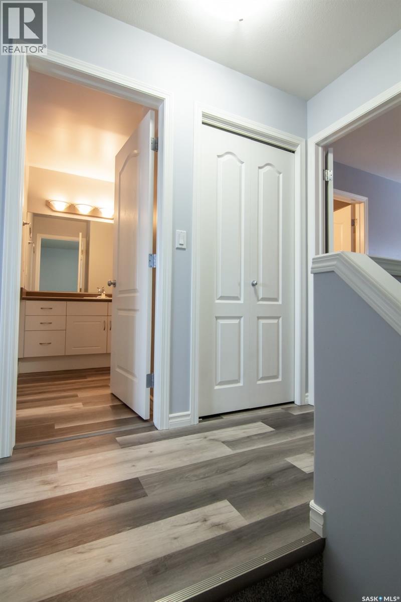 #139 405 BAYFIELD CRESCENT - 13